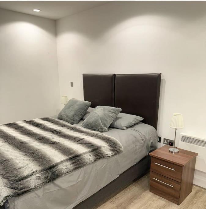 מנצ'סטר Mediacity Studio Apartment Salford-Quays מראה חיצוני תמונה
