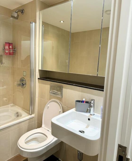 מנצ'סטר Mediacity Studio Apartment Salford-Quays מראה חיצוני תמונה