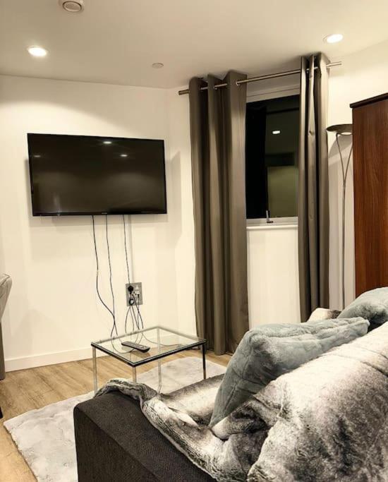 מנצ'סטר Mediacity Studio Apartment Salford-Quays מראה חיצוני תמונה