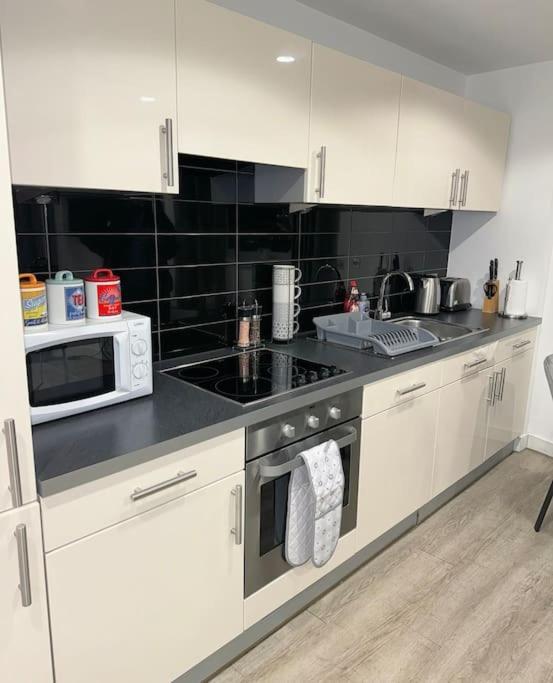 מנצ'סטר Mediacity Studio Apartment Salford-Quays מראה חיצוני תמונה