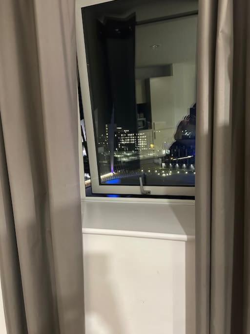 מנצ'סטר Mediacity Studio Apartment Salford-Quays מראה חיצוני תמונה