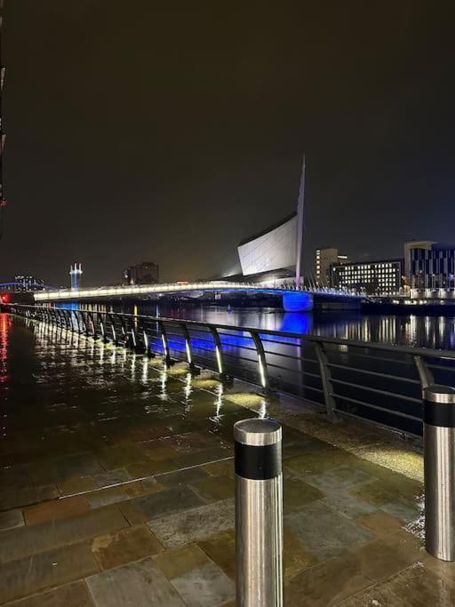 מנצ'סטר Mediacity Studio Apartment Salford-Quays מראה חיצוני תמונה